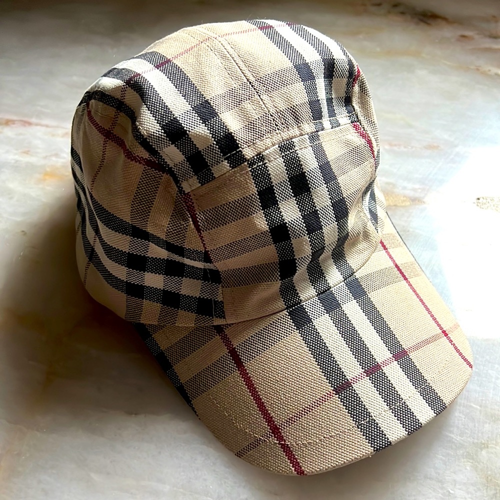 Burberry baseball hat made in Romania from London- never worn.